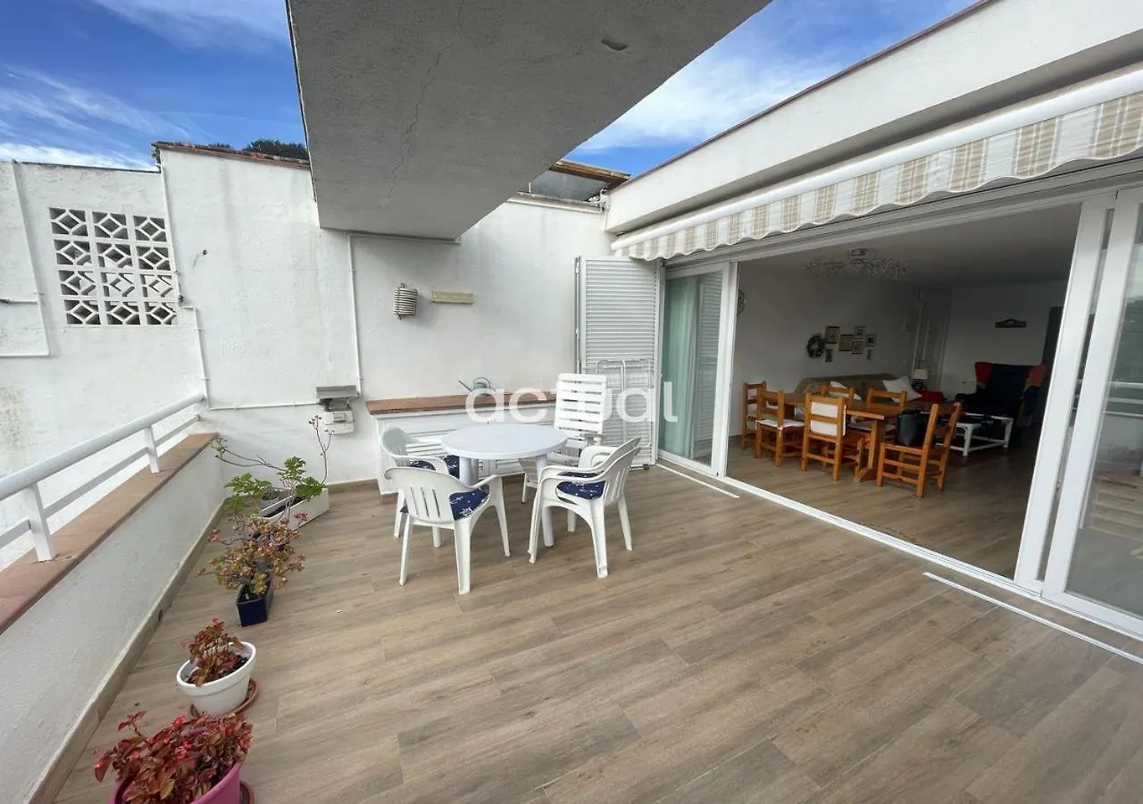 Politur F-42 Daire Platja d'Aro İspanya